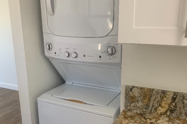 Washer & Dryer in Unit