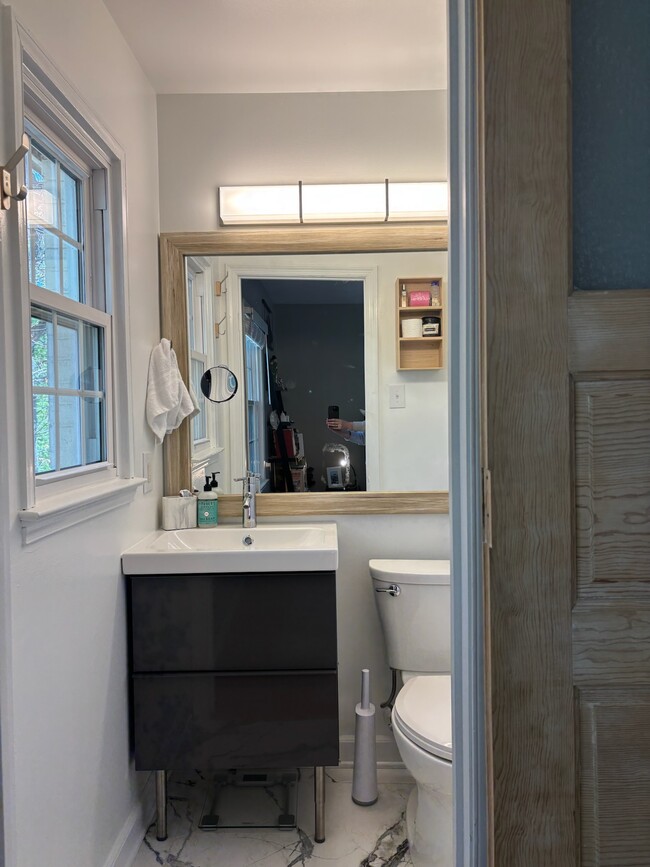 Half Bath in Bedroom #1