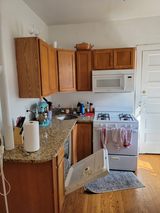 716-20 Clark St., Evanston, IL 60201 - photo 7