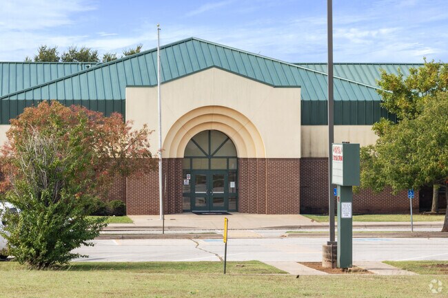 Purcell Intermediate School welcomes everyone.