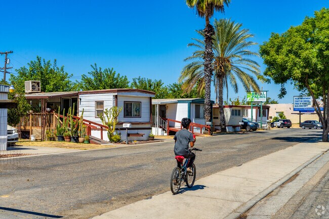 Accessible sidewalks connect shops and services throughout Downtown Madera.
