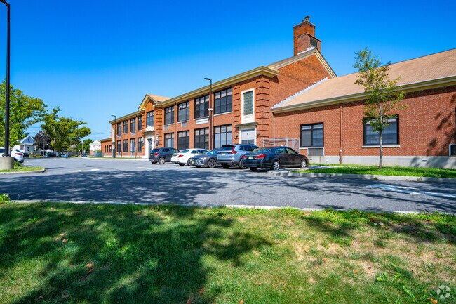 J. Christian Bollwage Finance Academy has a student teacher ratio of 13-1.