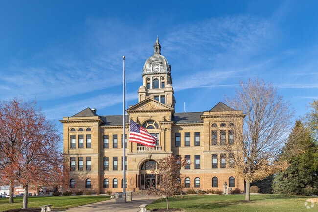 The Benton County Courthouse serves as a landmark for Vinton locals.
