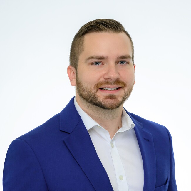 Agent Photo