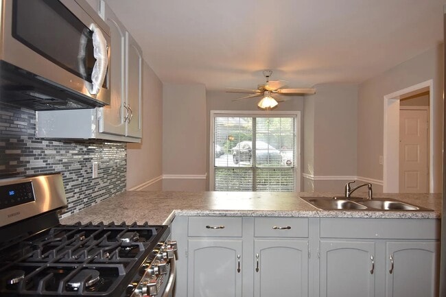 302 Lenox Way NE, Atlanta, GA 30324 - photo 7