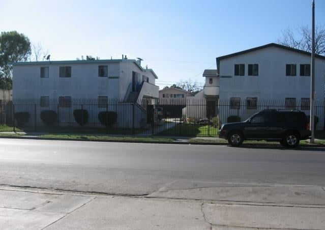 10003-10007 Grape St, Los Angeles, CA 90002 - photo 1