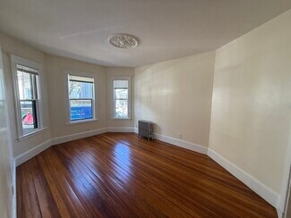 16 Raven St Unit 1, Boston, MA 02125