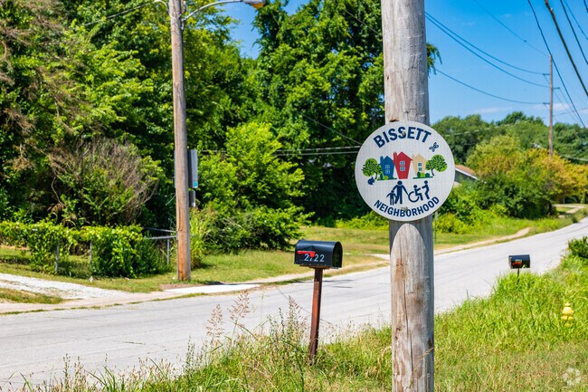 The Bissett neighborhood is located in north west Springfield.