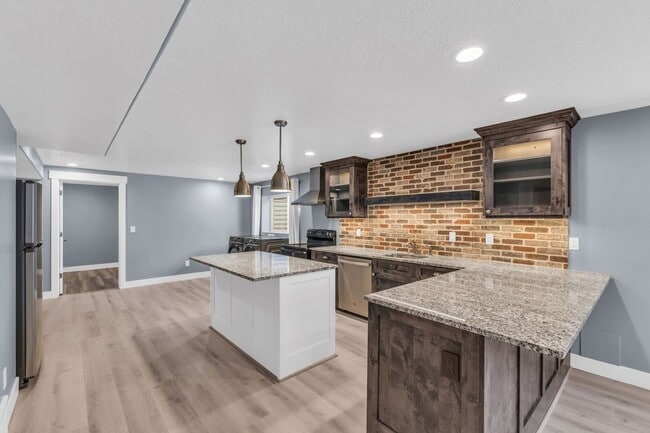 38 Manilla Cir, Draper, UT 84020 - photo 2