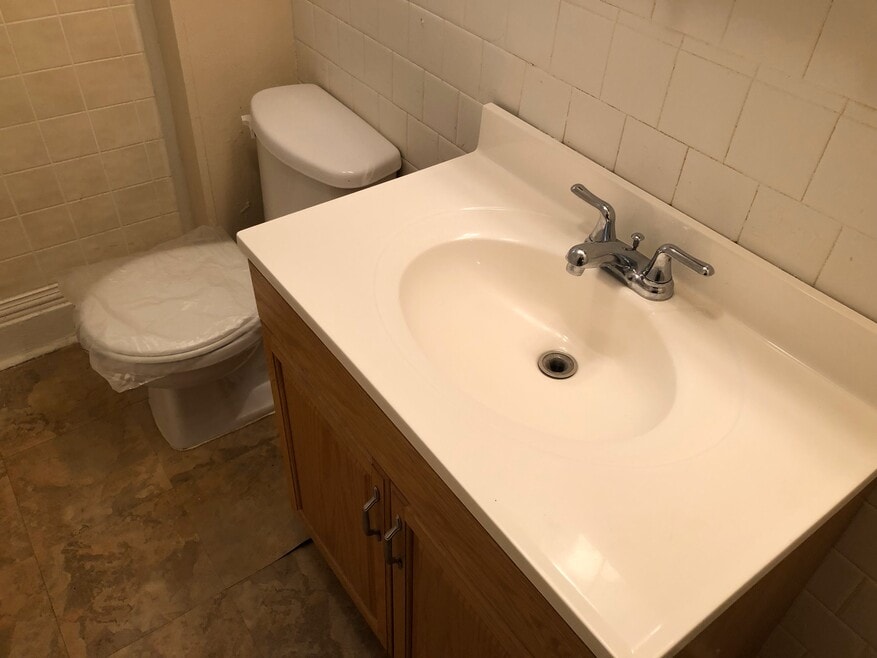 651 Myrtle Ave unit 1, Albany, NY 12208 - photo 1