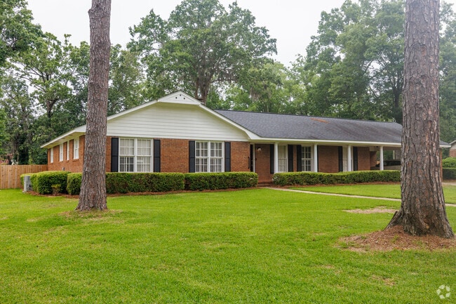 Ranch homes on large lots are an excellent option for families locating in Westwood.