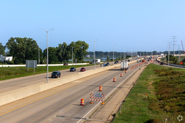 Oshkosh commuters rely on Interstate 41 to reach the nearby cities of Appleton and Green Bay.