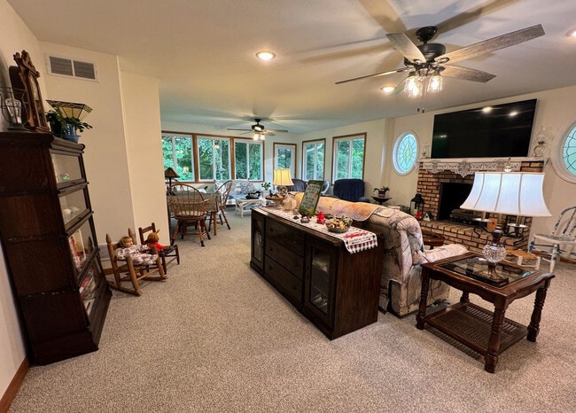 56500 Penn Rd unit ID1337816P, Cassopolis, MI 49031 - photo 2