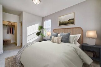 246 N Curlew Dr, Idaho Falls, ID 83401