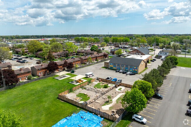 Temple Christian Academy offers outdoor programs for students.