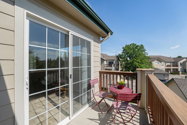 Peak at deck view to pool
