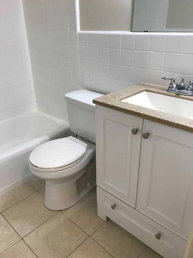 Merioneth Apartments, Ardmore, PA 19003 - photo 3