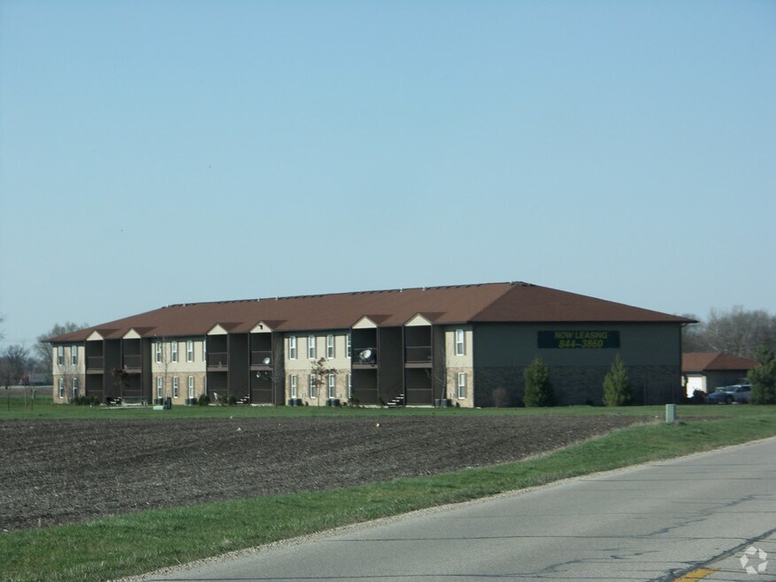 Phoenix Apartments of Pontiac, Pontiac, IL 61764 - photo 1