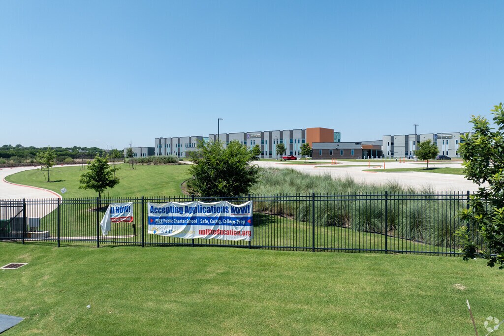 Join Uplift Elevate Preparatory Academy in Fort Worth's Chapel Creek for top-notch education.