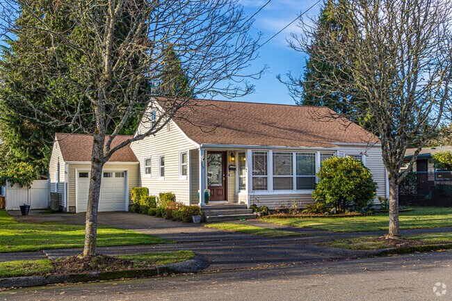 A perfectly cute bungalow home in the Upper Eastside neighborhood.