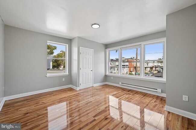 1018 S 55th St unit 2, Philadelphia, PA 19143 - photo 5