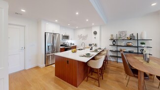 21 Sherman Rd, Chestnut Hill, MA 02467