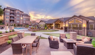 11801 S Plaza, Omaha, NE 68137