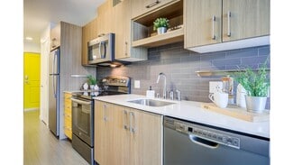 4455 Interlake Ave N, Seattle, WA 98103