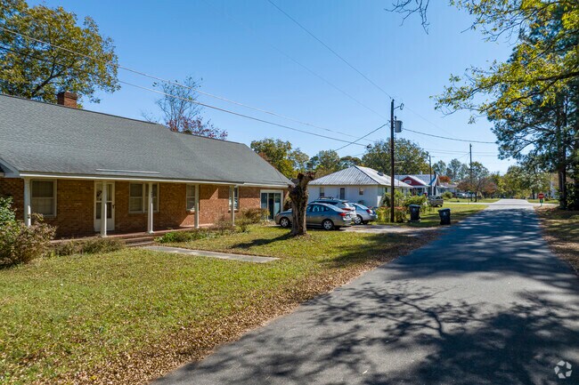 There are older small communities with well maintained homes in and around Four Oaks in Ingrams.