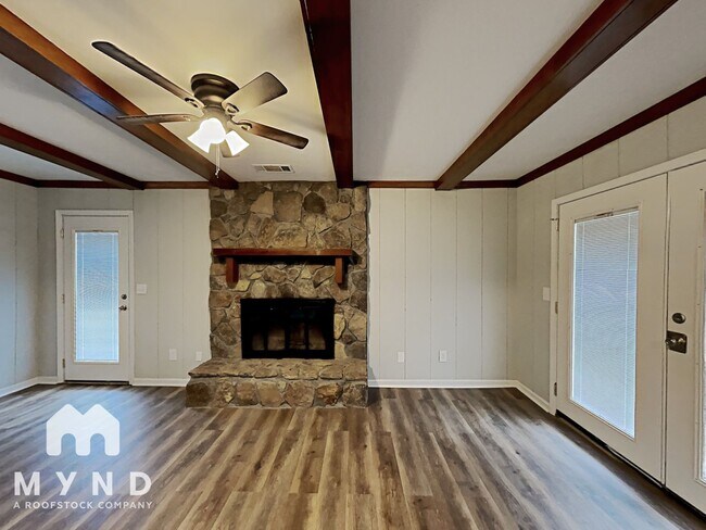 3257 Bobbie Ln, Decatur, GA 30032 - photo 5