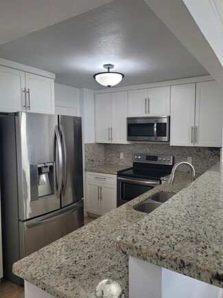 9143 SW 77th Ave Unit B708, Miami, FL 33156
