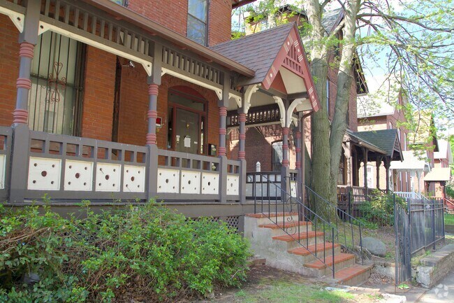 Folk Victorian homes are typical in  Frog Hollow, Hartford, CT.