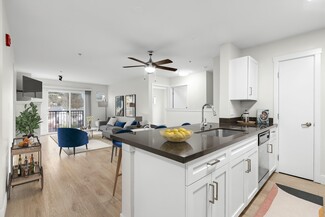 12736 Lake City Way NE, Seattle, WA 98125