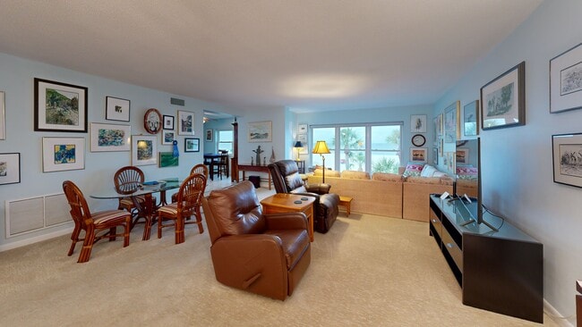 5000 Gulf Blvd unit 304, Saint Pete Beach, FL 33706 - photo 2