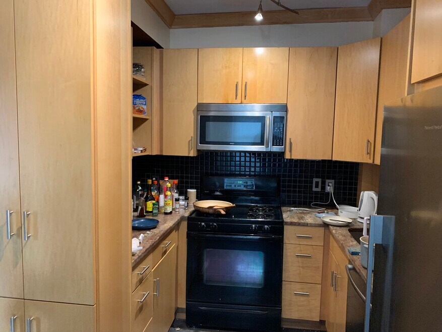 45 Hemenway St unit 2, Boston, MA 02115 - photo 1