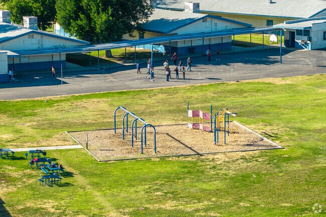 Ruth Grimes Elementary challenges and encourages children to learn.