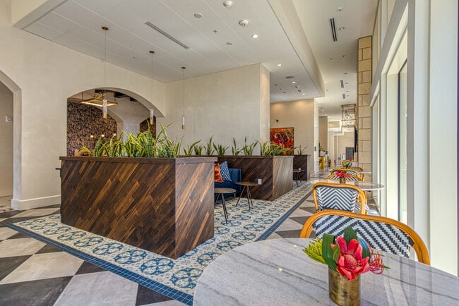 701 E 11th St unit B5-2809, Austin, TX 78701 - photo 3