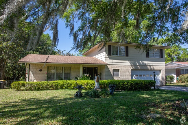 Split-level homes from the 1960's are commonplace in Cedar Hills.