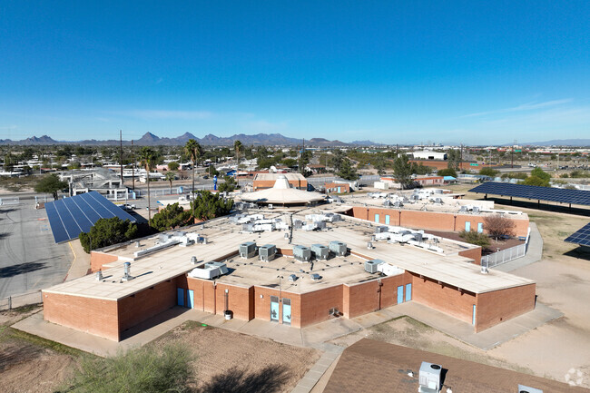 An aerial view of Los Niños Elementary School.