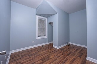 8008 S Escanaba Ave Unit 1, Chicago, IL 60617