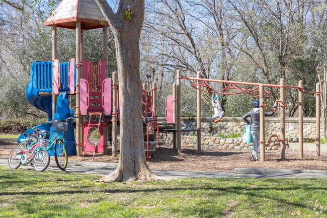 The little parks in The Parkway can be easily accessed from the trails or the street.