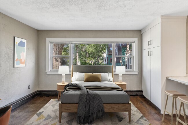 501 Ashland Ave - Heat Included, Saint Paul, MN 55102 - photo 2