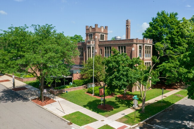 Bach Elementary School is a part of Ann Arbor Public Schools.