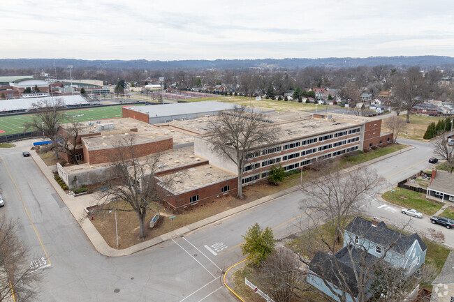 Hazelwood Middle School has a sprawling campus and diverse extra curricular activities.