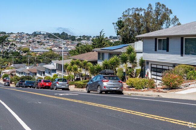 Enjoy Monte Verde's scenic hillsides and friendly neighborhood vibes, just minutes from the bay.