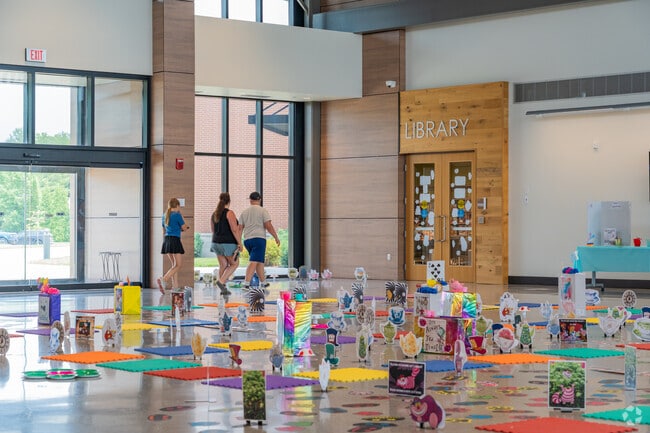 The Jasper Public Library is a great place to bring your kids for their next book.