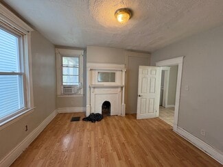 207 Dunseith St, Pittsburgh, PA 15213