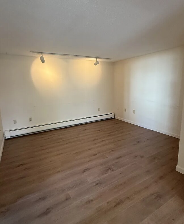 838 State St unit 7, Bangor, ME 04401 - photo 5