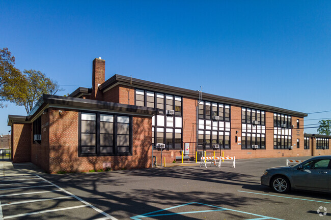 Bellmawr Park Elementary School is a public school located in Bellmawr, NJ.