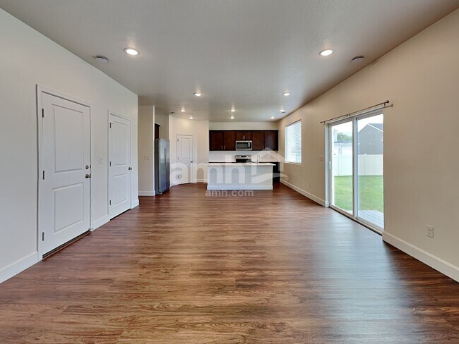 191 N Allen Ln, Saratoga Springs, UT 84045 - photo 7